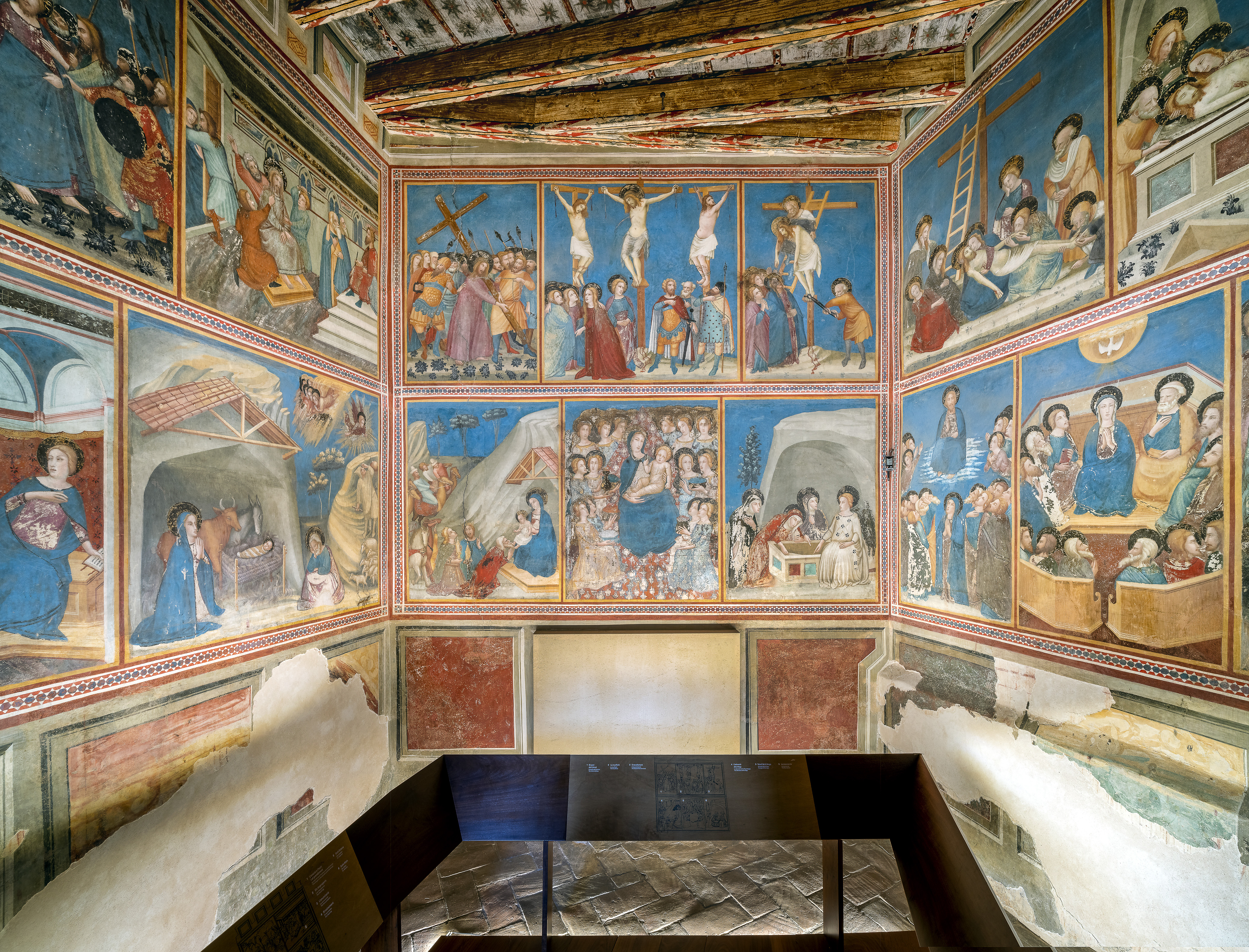 Espai Immersiu Interactiu al Monestir de Pedralbes. Capella de Sant Miquel