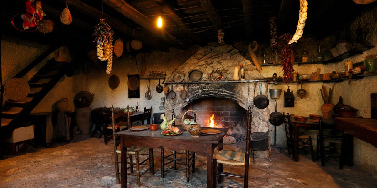 Dones d'aigua del Montseny. Museu Etnològic del Montseny, la Gabella